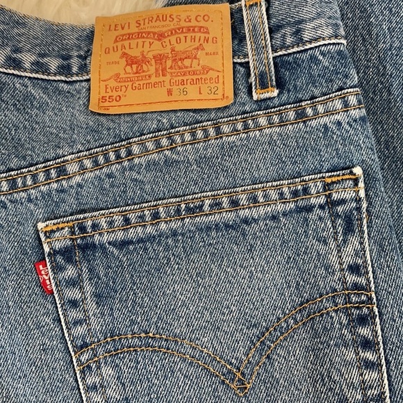 Levi’s Men's 550 Relaxed Fit Jeans Size 36x32 - Picture 12 of 13